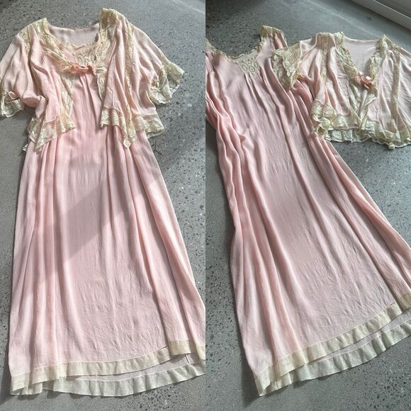 Women's Large Nightgown Bed Jacket Pink Cream Silk Lace Vintage 1920s Lingerie - Picture 1 of 7